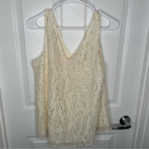 Lilly Pulitzer Florin Silk Sleeveless V-Neck Coconut Fish Clip Chiffon M - Picture 2 of 11